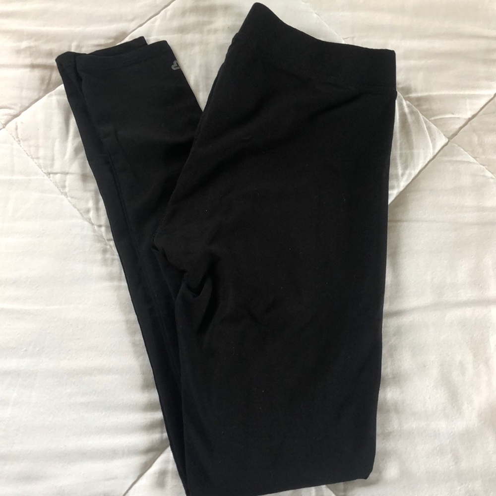 Pact organic black leggings